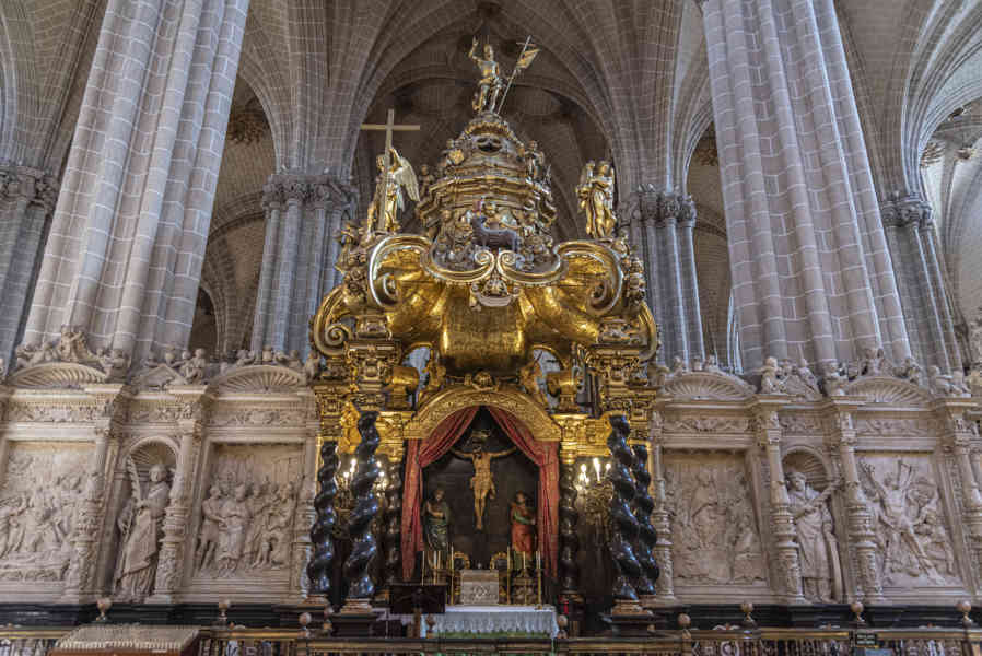 Zaragoza 042 - catedral del Salvador (la Seo).jpg